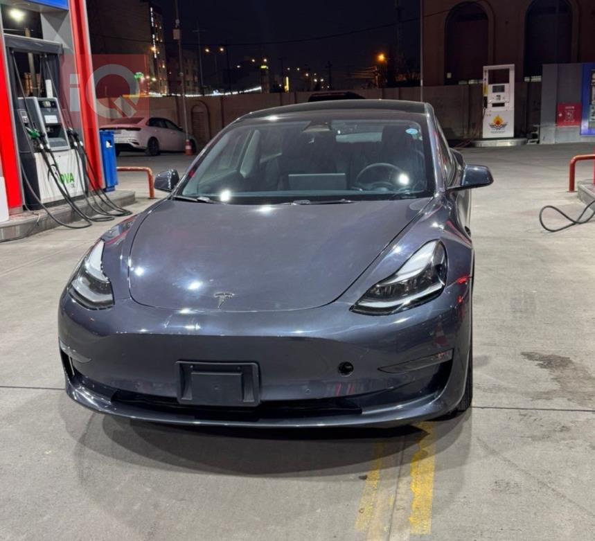 تسلا موديل 3